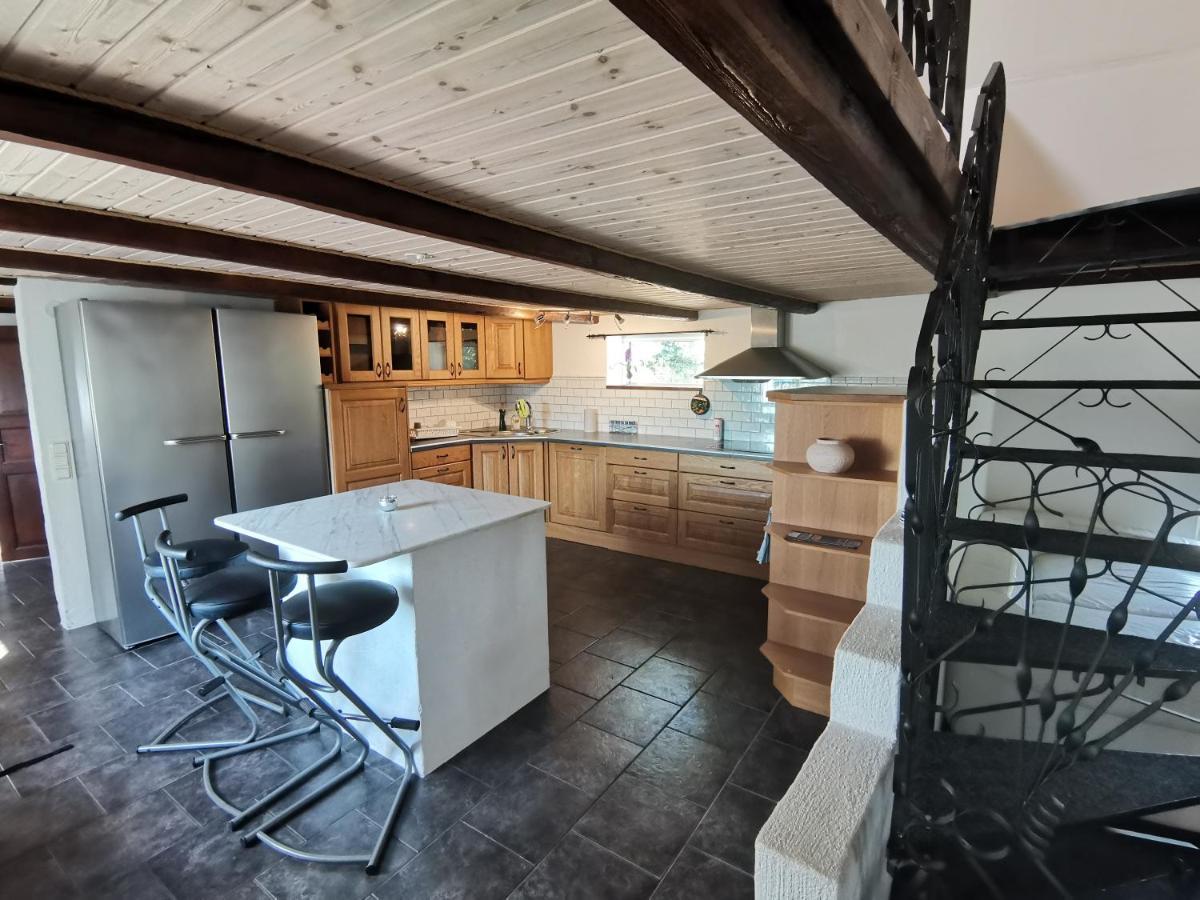 Tomelilla Lyxig Villa 3 Sovrum Экстерьер фото
