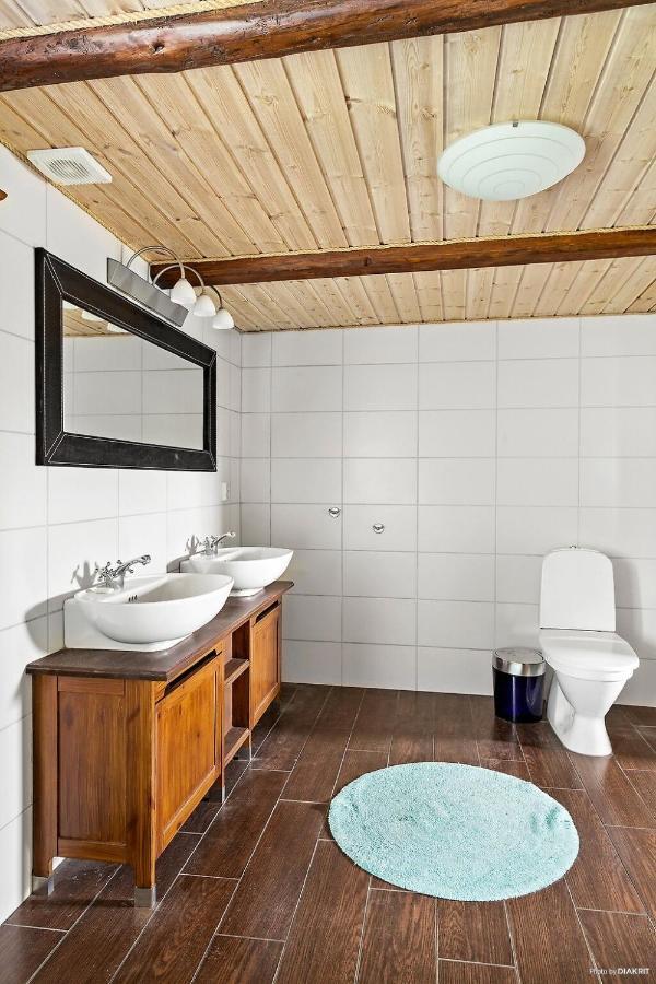 Tomelilla Lyxig Villa 3 Sovrum Экстерьер фото